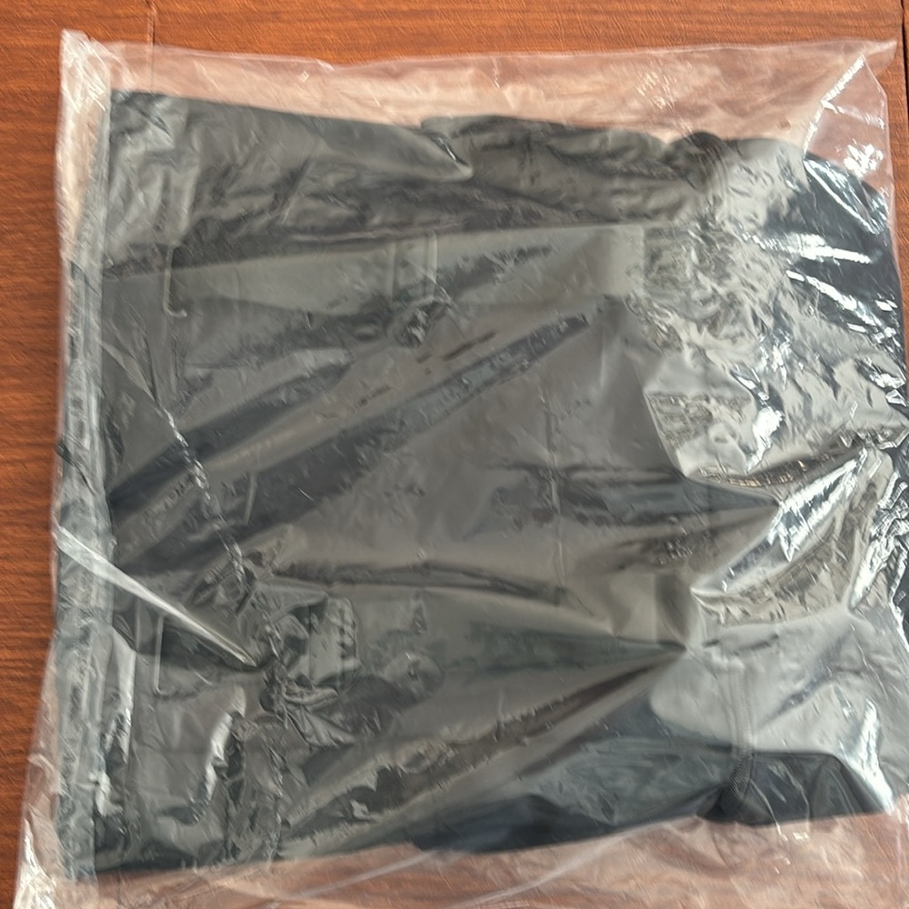 Beyond Yoga Black Drawstring Backpack - Picture 11 of 11